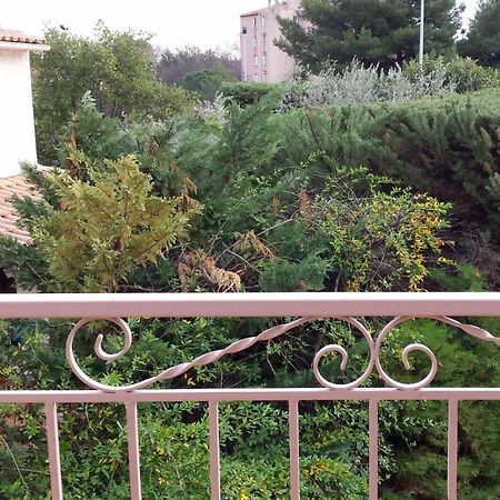 La Garde : Joli Studio Dans Residence Экстерьер фото