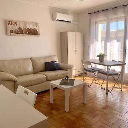 La Garde : Joli Studio Dans Residence Экстерьер фото