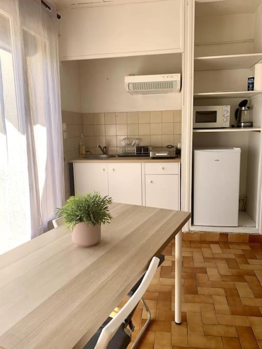 La Garde : Joli Studio Dans Residence Экстерьер фото